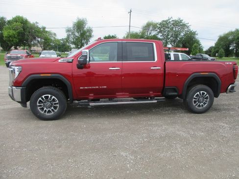 New 2026 GMC Sierra 2500 SLT w/ SLT Premium Package AWD/4WD image 10