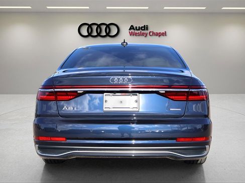 Used 2023 Audi A8 L 3.0T image 4