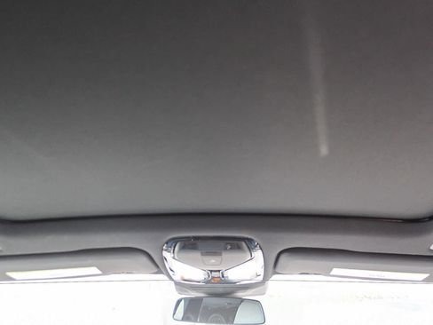 Used 2026 BMW X5 sDrive40i RWD image 14