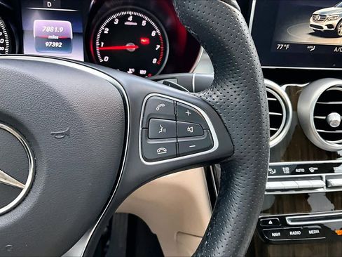 Used 2017 Mercedes-Benz GLC 300 image 23