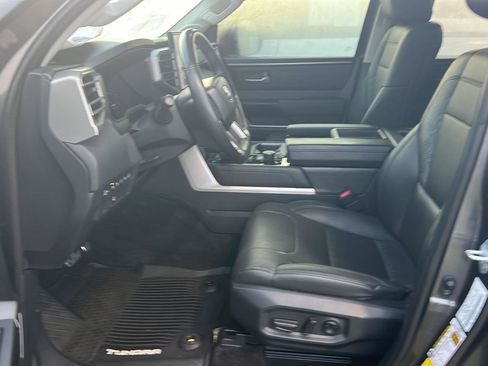 Used 2024 Toyota Tundra Limited w/ TRD Off-Road Package image 9