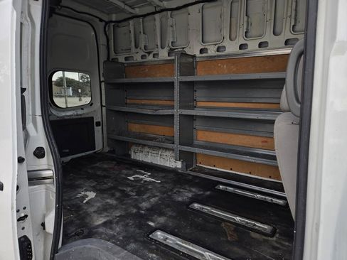 Used 2015 Nissan NV 2500 SV w/ Technology Package image 9