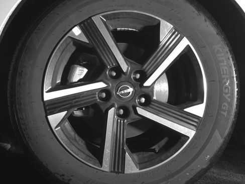 Used 2025 Nissan Sentra SV image 12