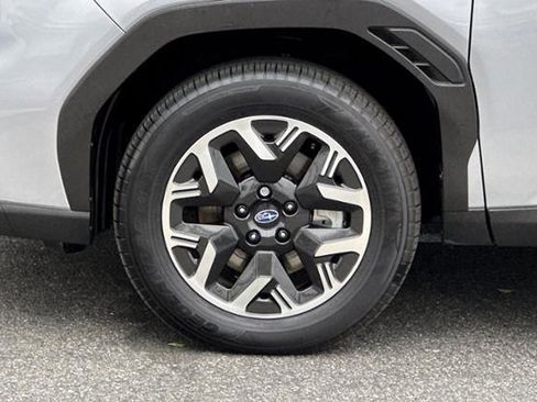 Certified 2025 Subaru Forester Premium w/ Convenience Package #1 AWD/4WD image 29