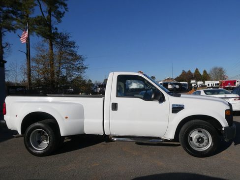 Used 2010 Ford F350 XL image 5