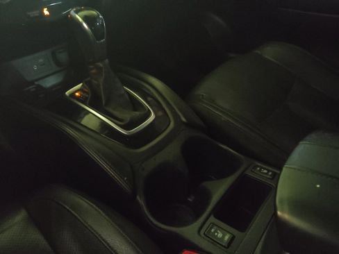 Used 2020 Nissan Rogue SL FWD image 26
