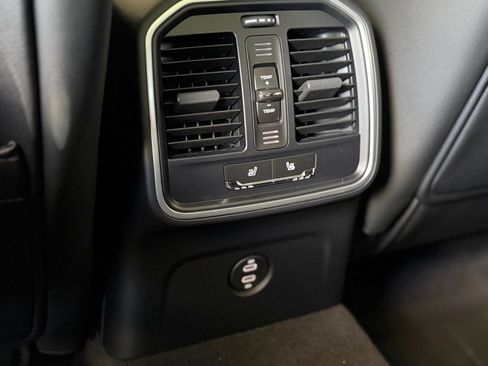 New 2026 Porsche Macan Turbo AWD/4WD image 31