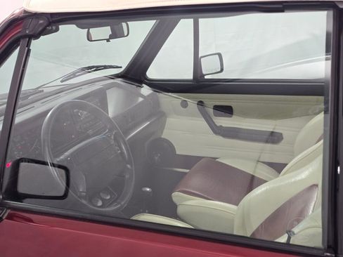 Used 1990 Volkswagen Cabriolet FWD image 44