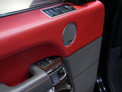 Used 2016 Land Rover Range Rover LWB SV Autobiography image 24