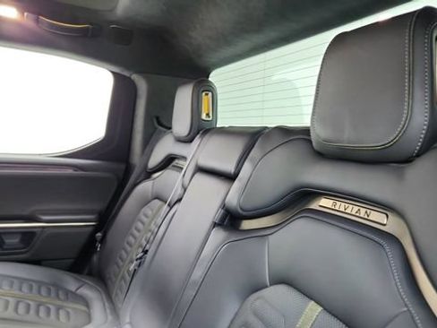 Used 2024 Rivian R1T Adventure image 30