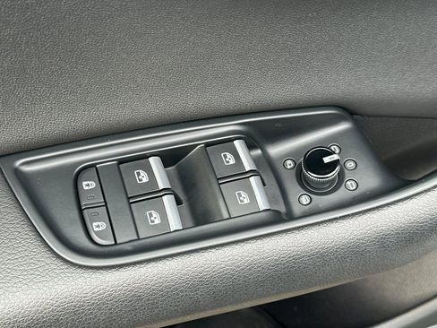 Used 2019 Audi Q8 Premium Plus w/ Premium Plus image 12