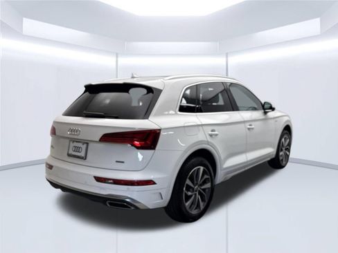 Certified 2023 Audi Q5 2.0T Premium w/ Convenience Package AWD/4WD image 9