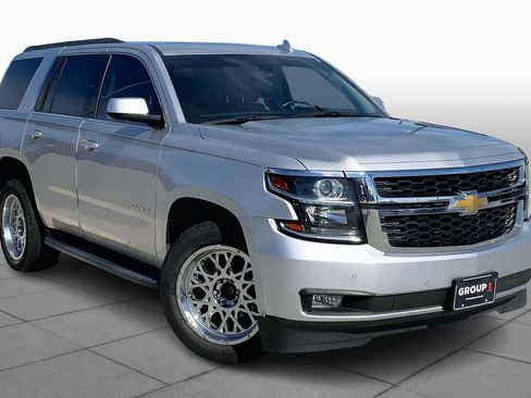 Used 2019 Chevrolet Tahoe LT image 2