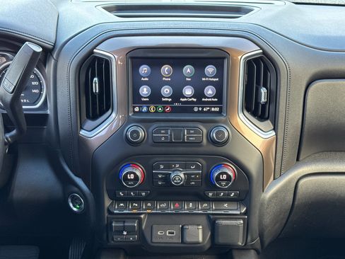 Certified 2021 Chevrolet Silverado 1500 High Country w/ Technology Package image 22