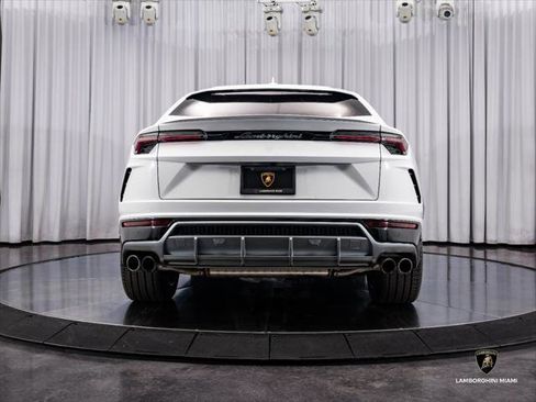 Used 2019 Lamborghini Urus AWD/4WD image 7