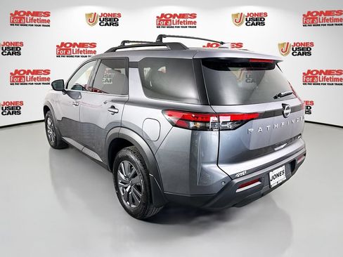 Certified 2025 Nissan Pathfinder SV AWD/4WD image 2