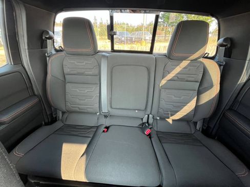 Used 2026 Nissan Frontier PRO-4X AWD/4WD image 39