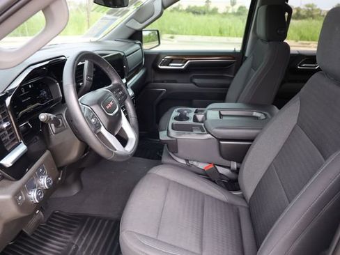 Certified 2023 GMC Sierra 1500 Elevation RWD image 11