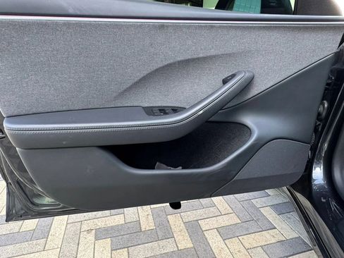Used 2024 Tesla Model 3 Long Range RWD image 35