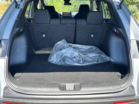 Used 2023 Honda HR-V Sport image 9