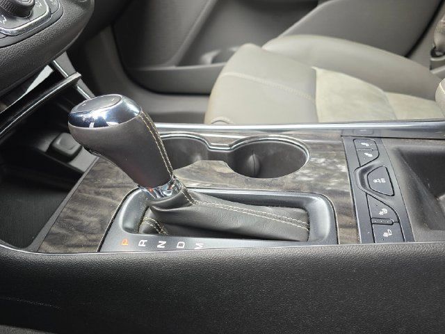 Used 2015 Chevrolet Impala LT w/ Convenience Package FWD image 36
