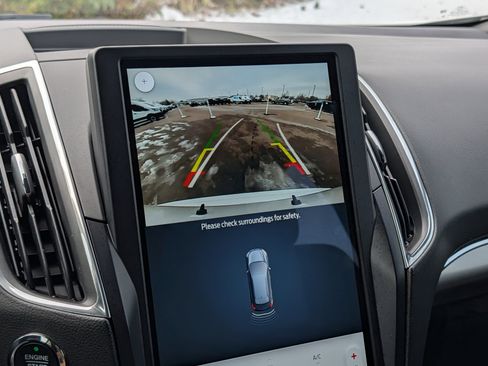 Used 2023 Ford Edge ST image 19