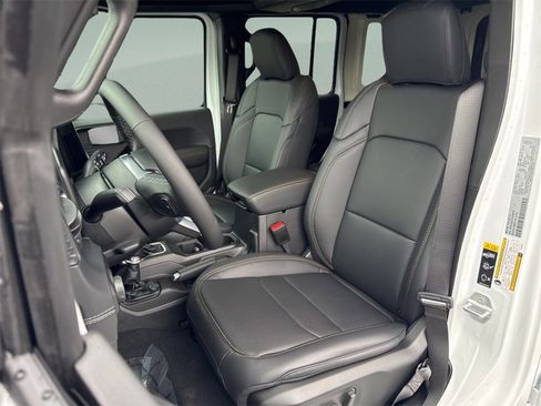 New 2026 Jeep Wrangler Sahara image 10