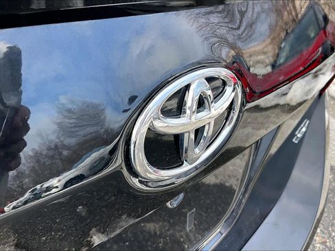 Used 2018 Toyota Corolla SE image 28