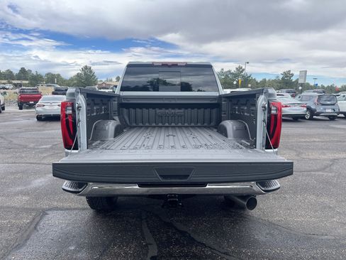 New 2026 GMC Sierra 2500 SLT AWD/4WD image 10