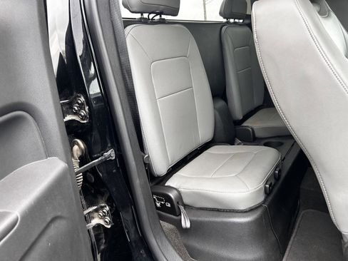 Used 2018 Chevrolet Colorado W/T w/ WT Convenience Package image 15