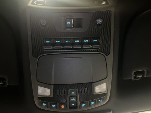 Used 2020 Ford F350 Platinum w/ Tremor Off-Road Package image 18