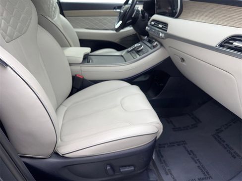 Used 2022 Hyundai Palisade Calligraphy image 48
