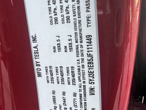 Used 2018 Tesla Model 3 Long Range image 29