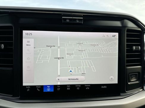 New 2025 Ford F250 XLT w/ Black Appearance Package image 18