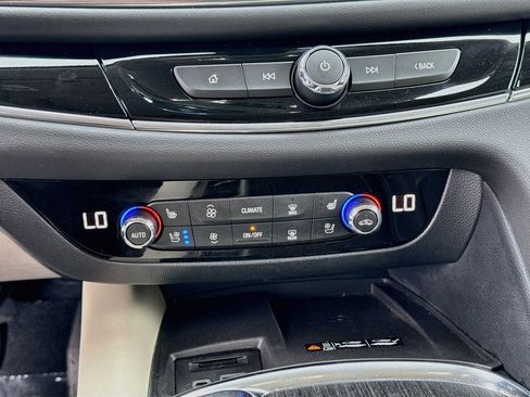 Used 2024 Buick Enclave Avenir w/ Trailering Package, 5000 lbs. FWD image 16