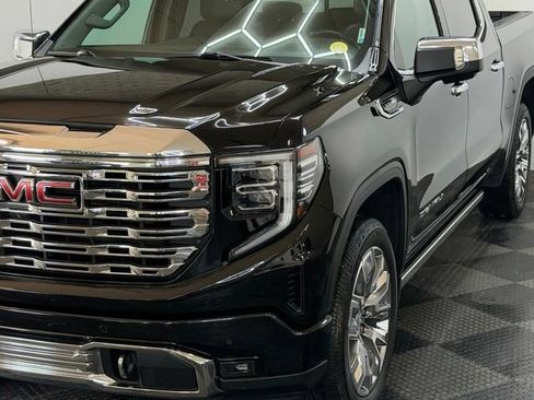Used 2023 GMC Sierra 1500 Denali w/ Denali Reserve Package AWD/4WD image 7