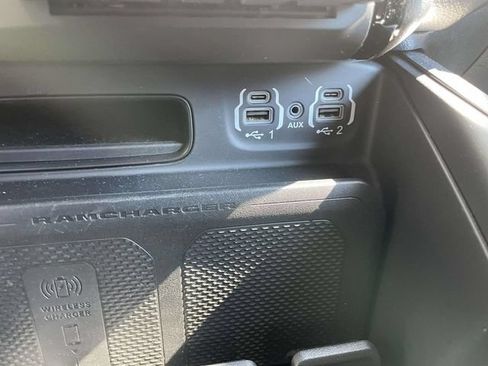 Used 2023 RAM 1500 Laramie AWD/4WD image 33