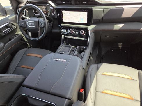 Used 2026 GMC Sierra 2500 AT4 w/ AT4 Premium Plus Package AWD/4WD image 28