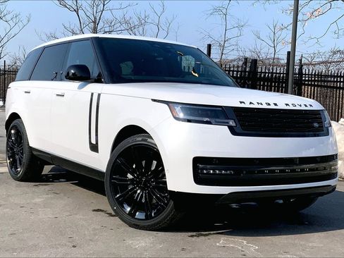New 2026 Land Rover Range Rover SE AWD/4WD image 2