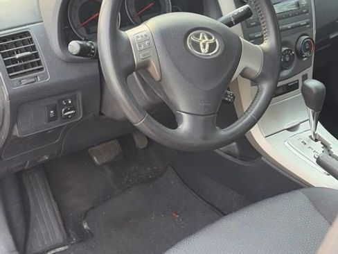 Used 2010 Toyota Corolla S FWD image 7