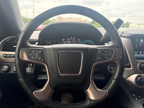 Used 2017 GMC Yukon XL Denali w/ Open Road Package AWD/4WD image 16