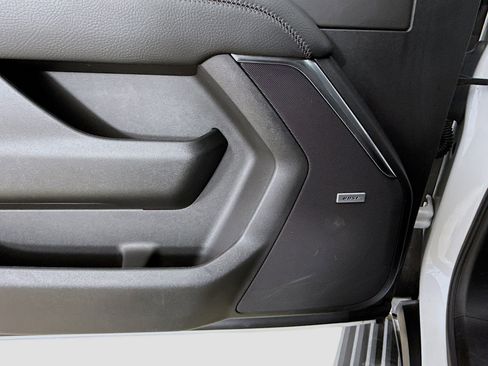 Used 2024 GMC Yukon XL Denali image 19