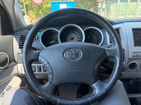 Used 2009 Toyota Tacoma 2WD Access Cab image 32