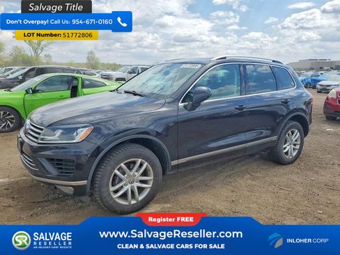 Used 2016 Volkswagen Touareg Sport AWD/4WD image 3