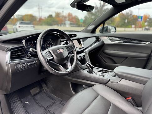Used 2024 Cadillac XT6 Premium Luxury w/ Technology Package image 15