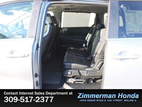 New 2026 Honda Odyssey Touring image 14