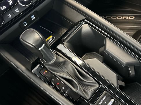 Used 2023 Honda Accord Touring image 18
