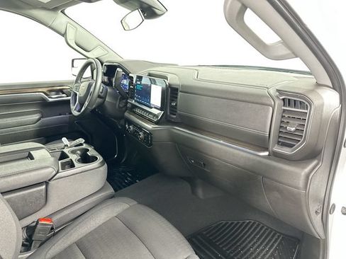 Used 2024 Chevrolet Silverado 1500 LT AWD/4WD image 28