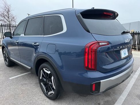 Used 2025 Kia Telluride S image 6