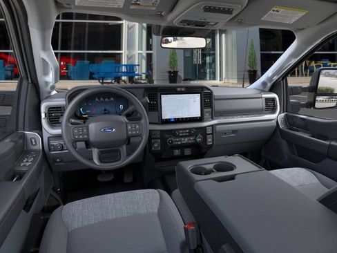 New 2026 Ford F250 XLT w/ XLT Premium Package AWD/4WD image 9